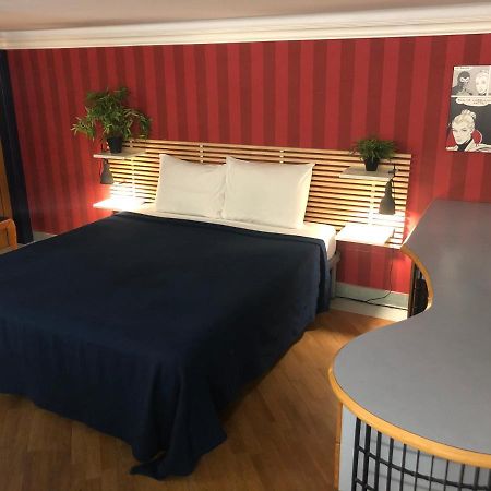 Smln Rooms & Suites Naples Luaran gambar