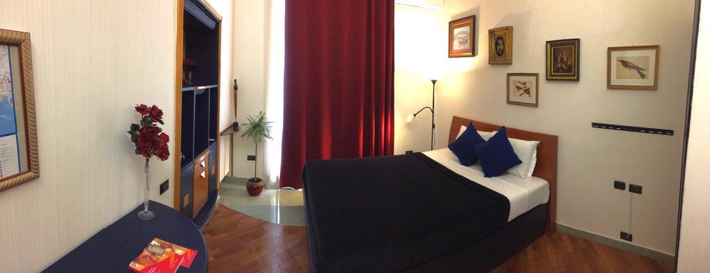 Smln Rooms & Suites Naples Luaran gambar