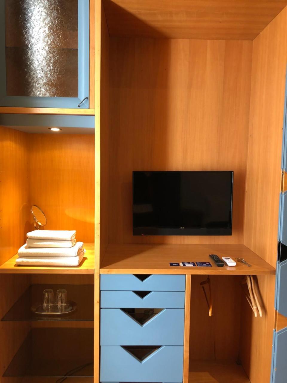 Smln Rooms & Suites Naples Luaran gambar