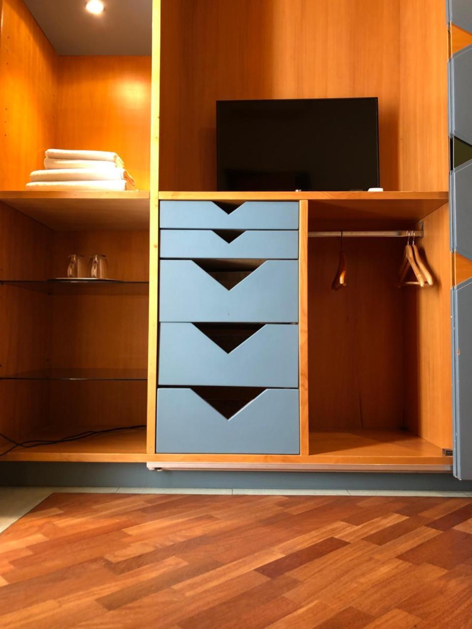 Smln Rooms & Suites Naples Luaran gambar