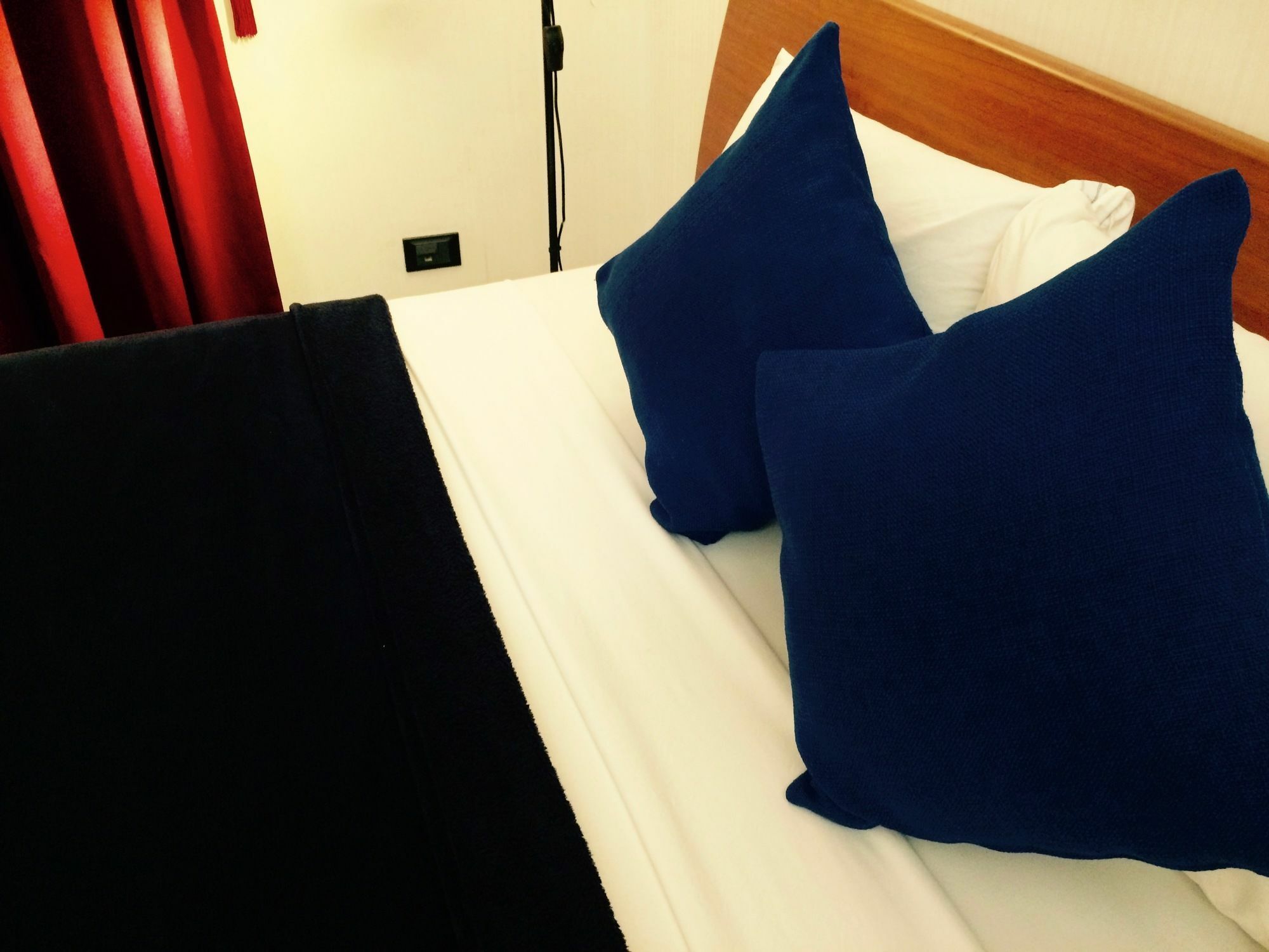 Smln Rooms & Suites Naples Luaran gambar